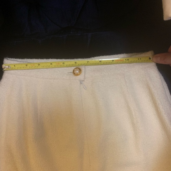 Wow 🤍  2pc Escada Suit Small Fit (34/38) - Picture 9 of 13